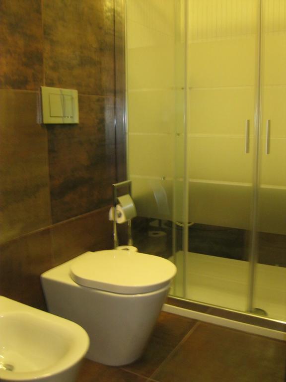 A14 Business Suite Sesto San Giovanni Phòng bức ảnh