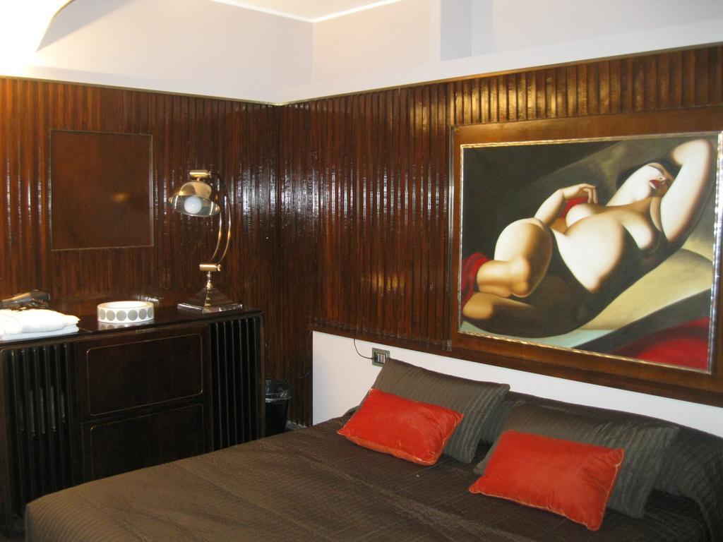 A14 Business Suite Sesto San Giovanni Phòng bức ảnh